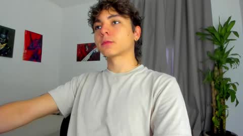 Snapshot of joe23___ chatting on February 10, 11:58 am Joe online show from February 10, 11:58 am