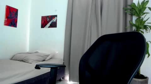 Snapshot of joe23___ chatting on February 14, 1:52 pm Joe online show from February 14, 1:52 pm