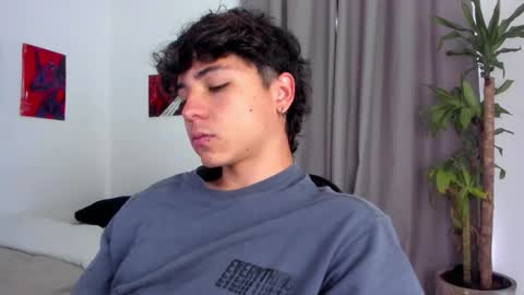 Snapshot of joe23___ chatting on March 28, 3:55 pm Joe online show from March 28, 3:55 pm