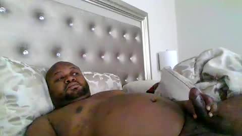 Snapshot of joe25123 chatting on January 14, 2:53 pm joe25123 online show from January 14, 2:53 pm