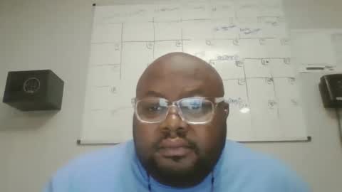 Snapshot of joe2530360 chatting on May 13, 3:26 am joe2530360 online show from May 13, 3:26 am