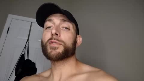 Snapshot of joe883555 chatting on October 7, 4:31 am joe883555 online show from October 7, 4:31 am