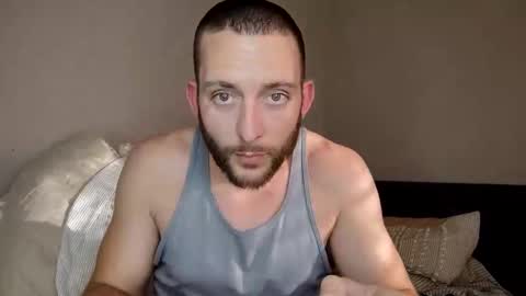 Snapshot of joe883555 chatting on October 7, 8:39 pm joe883555 online show from October 7, 8:39 pm