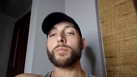 Snapshot of joe883555 chatting on October 11, 12:21 am joe883555 online show from October 11, 12:21 am