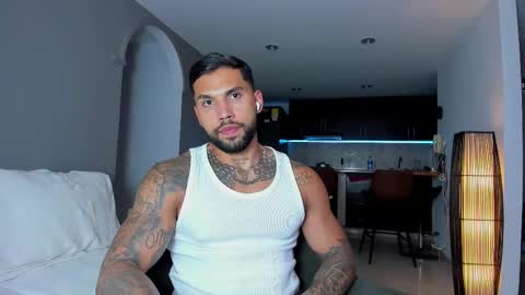 Snapshot of joe_esthetic chatting on September 12, 11:15 pm joe_esthetic online show from September 12, 11:15 pm