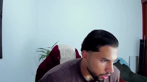 Snapshot of joe_esthetic chatting on October 26, 11:20 pm joe_esthetic online show from October 26, 11:20 pm