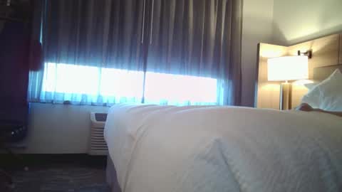 Joe and Red 3 online show from November 28, 5:15 pm