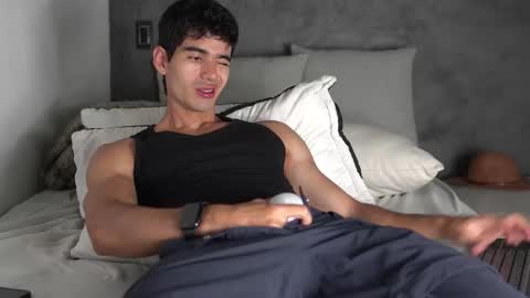 joe_steel1 online show from November 13, 12:09 am