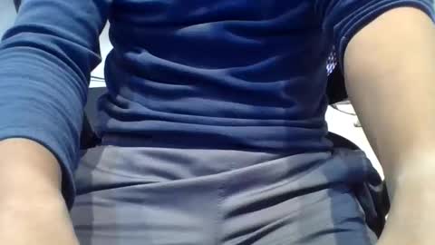 joejoe_1985 online show from January 5, 6:55 pm