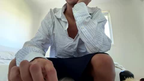 Snapshot of joel28665 chatting on December 18, 5:13 am JOEL online show from December 18, 5:13 am