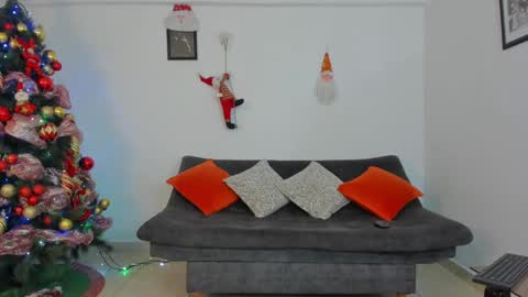 Snapshot of joelandalexa chatting on December 2, 8:00 pm joelandalexa online show from December 2, 8:00 pm