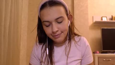 Jennifer online show from October 29, 5:58 pm