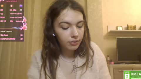 Jennifer online show from April 21, 5:50 pm