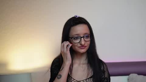 Snapshot of joelleapril chatting on November 20, 9:47 pm Joelle online show from November 20, 9:47 pm