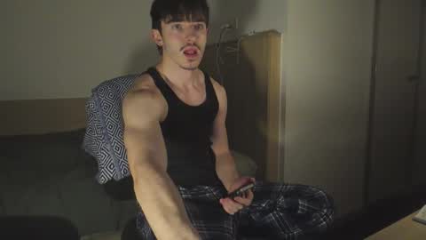 JoeOsulli online show from September 25, 10:24 pm