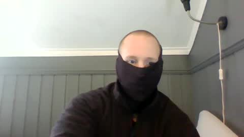 Snapshot of joeybanan chatting on February 26, 11:30 am joeybanan online show from February 26, 11:30 am