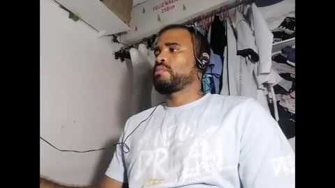 johan2222222222 online show from February 20, 5:33 am