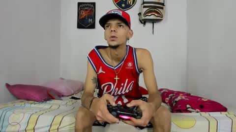 johan_and_antonella online show from December 11, 10:38 pm