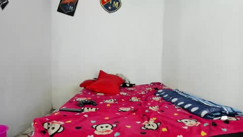 johan_and_antonella online show from January 26, 3:38 am