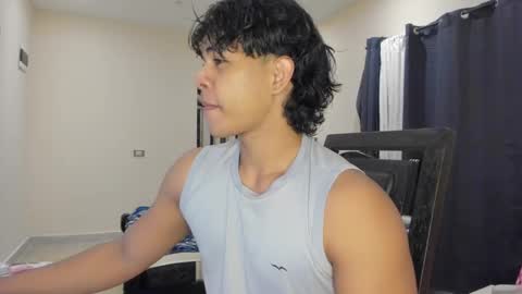 Snapshot of johan_beley_7k chatting on February 6, 10:21 pm Johan Beley online show from February 6, 10:21 pm