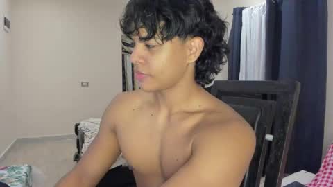 Snapshot of johan_beley_7k chatting on February 7, 9:04 pm Johan Beley online show from February 7, 9:04 pm