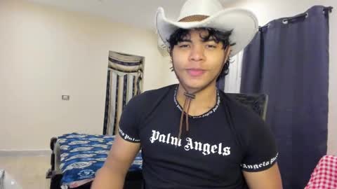 Snapshot of johan_beley_7k chatting on February 8, 1:22 pm Johan Beley online show from February 8, 1:22 pm