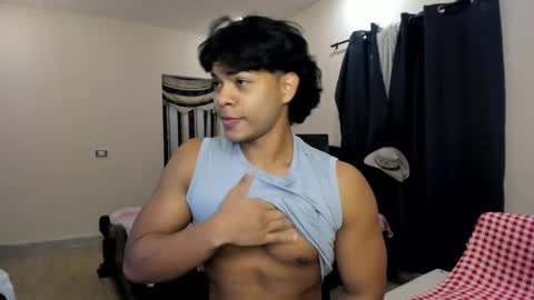 Snapshot of johan_beley_7k chatting on March 7, 1:40 pm Johan Beley online show from March 7, 1:40 pm