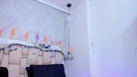 Johan  online show from October 11, 11:42 am