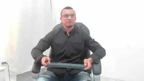 johan online show from November 8, 4:23 am