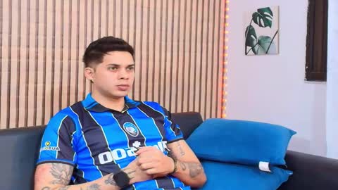 johan speitzer online show from February 23, 9:34 pm