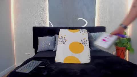 Snapshot of johan_williams_07 chatting on August 4, 12:25 am Johan Williams online show from August 4, 12:25 am