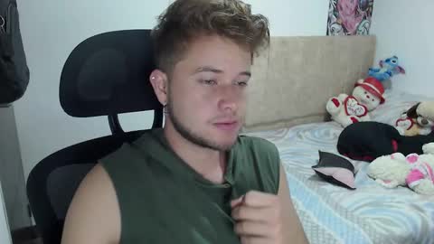 JOHAN independient model online show from January 3, 5:06 am