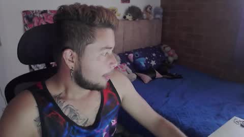 JOHAN independient model online show from December 16, 5:07 pm