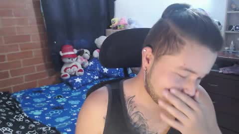 JOHAN independient model online show from March 13, 2:12 pm