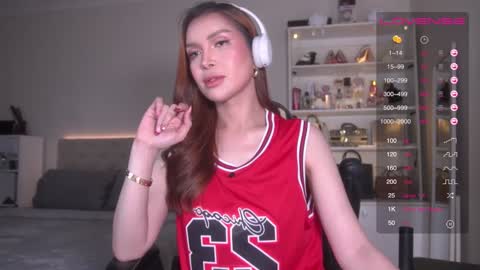 Snapshot of johannarodriguez23 chatting on December 15, 3:45 am Johanna Rodriguez online show from December 15, 3:45 am