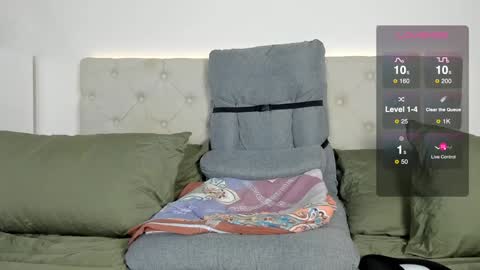 Snapshot of johannarodriguez23 chatting on January 4, 6:41 am Johanna Rodriguez online show from January 4, 6:41 am