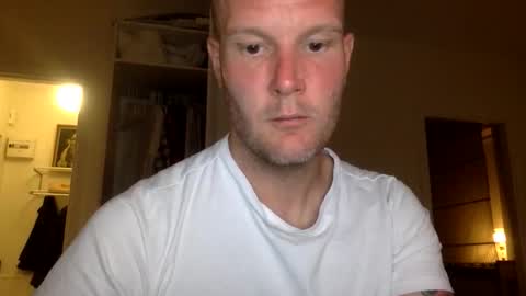 johannesjohnsson780 online show from April 24, 9:39 pm