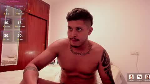 Snapshot of johansmith__ chatting on May 9, 6:24 pm Johan Smith online show from May 9, 6:24 pm