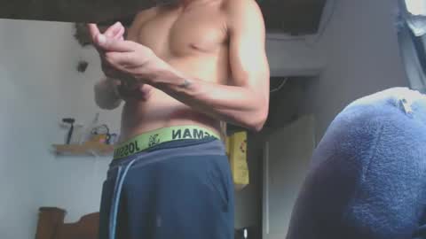 johantorres19 online show from January 12, 4:29 pm