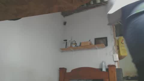 johantorres19 online show from January 27, 1:19 pm