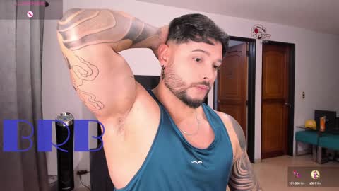 Snapshot of johatsu chatting on December 1, 11:04 pm King - online show from December 1, 11:04 pm