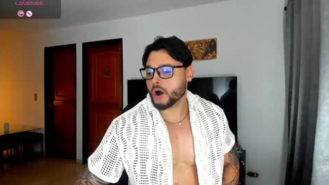 Snapshot of johatsu chatting on December 30, 3:14 am King - online show from December 30, 3:14 am