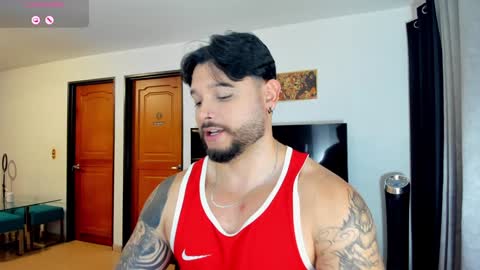 Snapshot of johatsu chatting on February 1, 9:51 pm King - online show from February 1, 9:51 pm