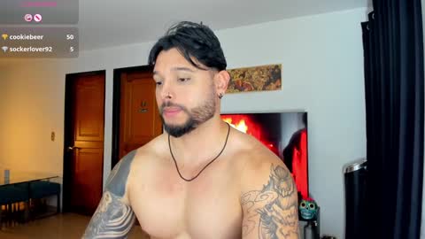 Snapshot of johatsu chatting on February 6, 11:48 pm King - online show from February 6, 11:48 pm