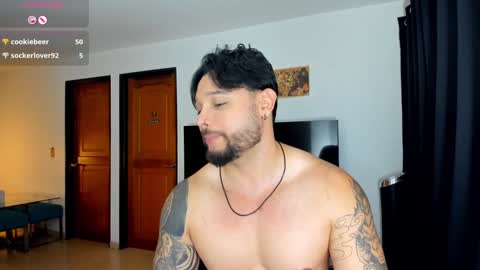 Snapshot of johatsu chatting on February 7, 2:50 am King - online show from February 7, 2:50 am