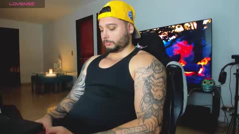 Snapshot of johatsu chatting on October 22, 12:11 am King - online show from October 22, 12:11 am