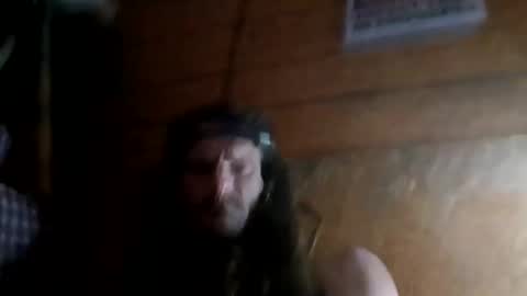 Snapshot of john3400506 chatting on October 28, 2:15 am john3400506 online show from October 28, 2:15 am