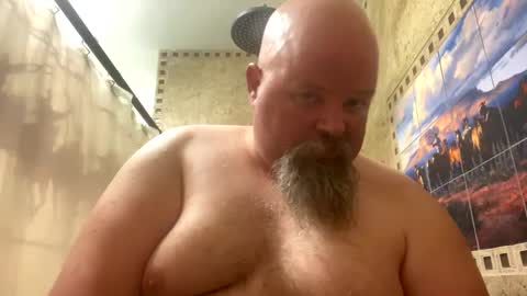 Snapshot of john40a chatting on January 12, 2:14 am John online show from January 12, 2:14 am