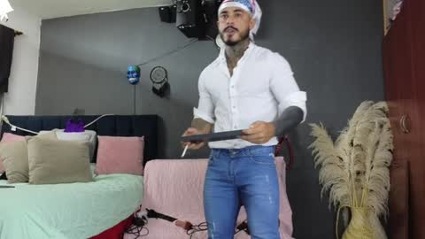 John  online show from January 28, 11:17 am