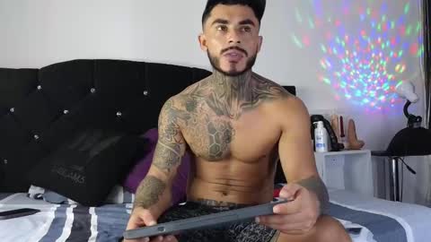 John  online show from March 3, 7:06 pm